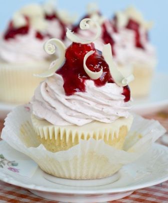 6838c1d3f29672bb31f7363278483ae8